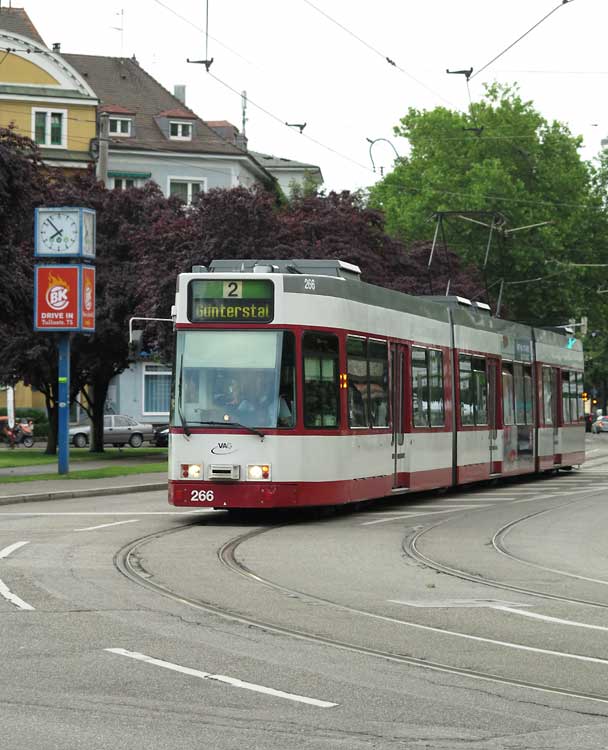フライブルクの路面電車2/Freiburg2