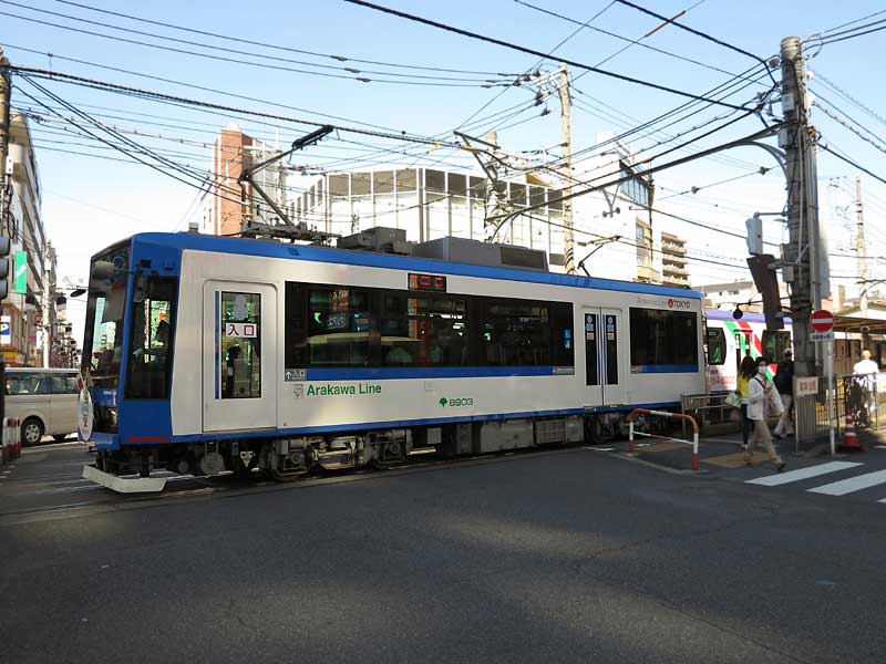 905